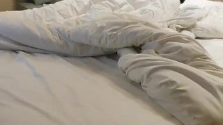 （点主页看最新视频）窗前镜前做；正在操着外卖小哥敲门到了