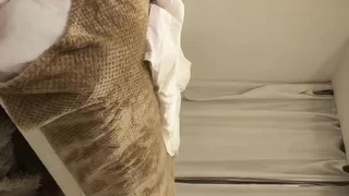 与凤行“啊我要喷了，喷尿了！”把极品少妇操喷水了！