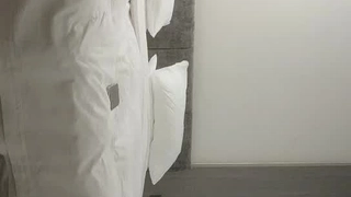 两位极品美女就这样玩起来了