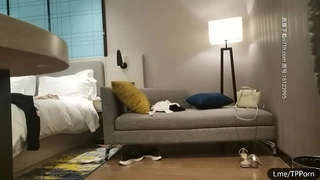 2022.4.10，【挣钱买奥迪拉水泥】，今晚换点儿刺激的玩法，良家少妇调教
